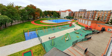 Otwarcie boiska szkolnego i placu zabaw