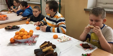 Powiększ grafikę: Mikołajki 