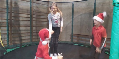 Powiększ grafikę: Mikołajki 2019