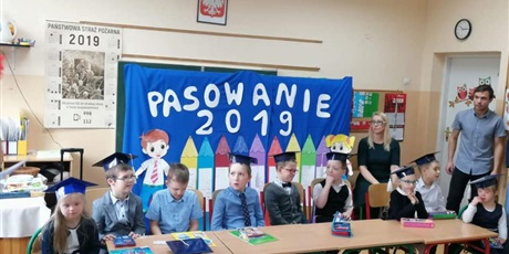 Powiększ grafikę: Pasowanie na Ucznia 2019