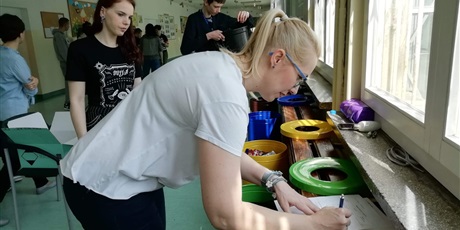 Powiększ grafikę: Zabawa ekologiczna maj 2019