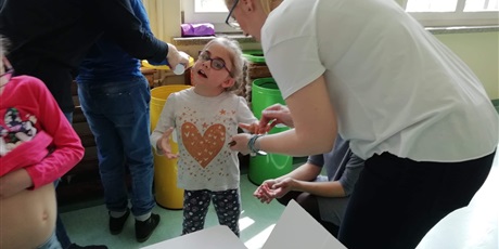 Powiększ grafikę: Zabawa ekologiczna maj 2019